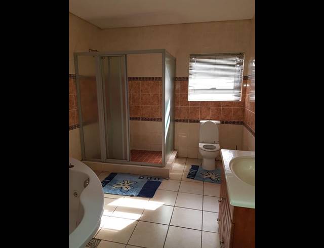 4 BEDROOM HOUSE FOR SALE IN RAISETHORPE